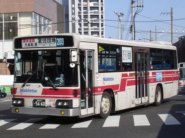 0203【西鉄バス】方向幕（２）（福岡地区２０３番）: バス写真